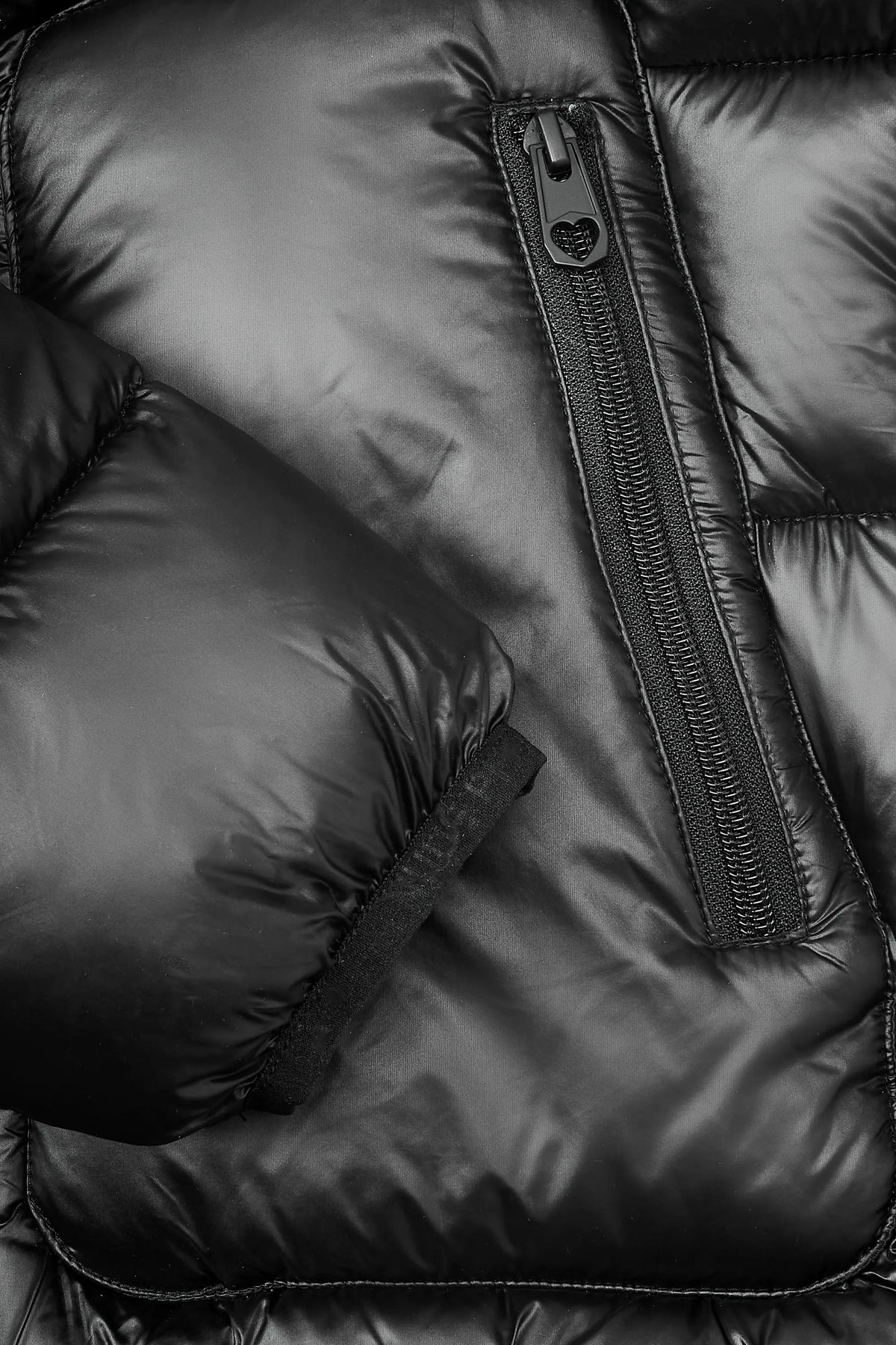 Iconic Puffer Jacket Black