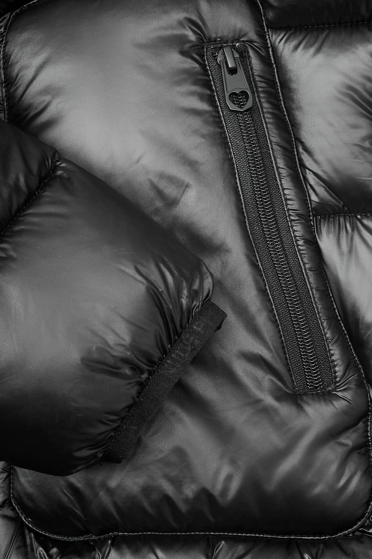 Iconic Puffer Jacket Black