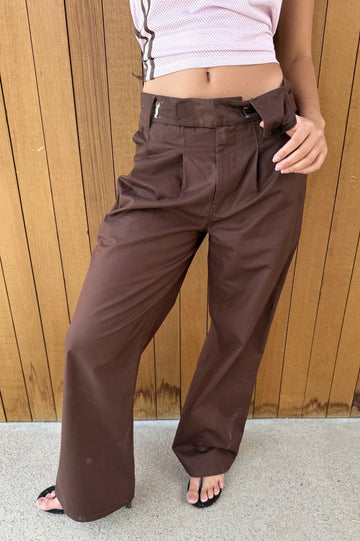 Pleated Chino Pants Brown