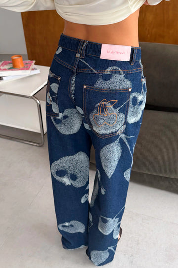 Cherry Old Baggy Woman Jeans