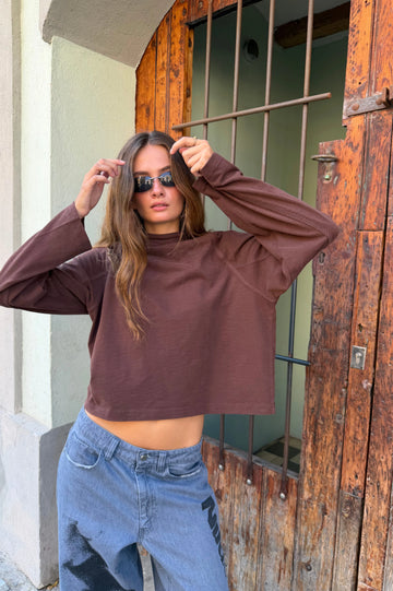 Basic Long-Sleeve Tee Brown