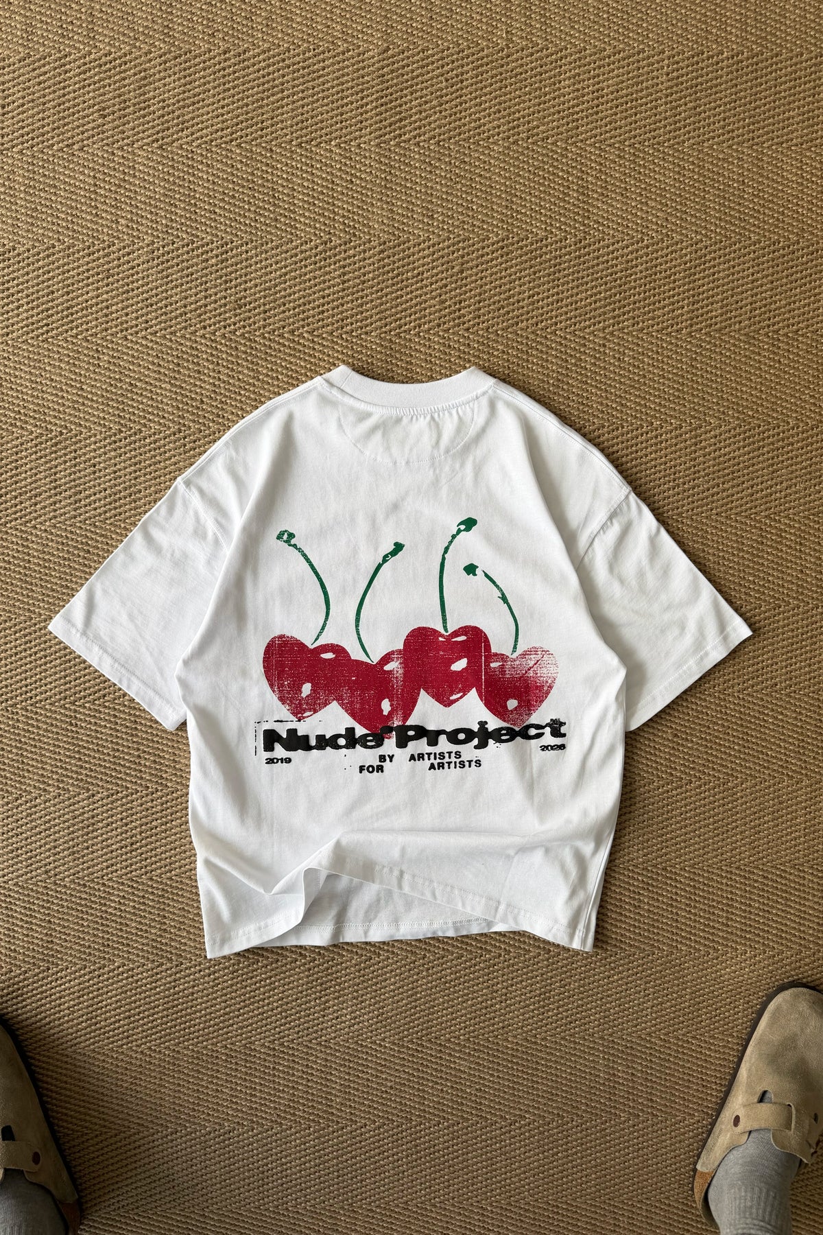Carmin Tee White