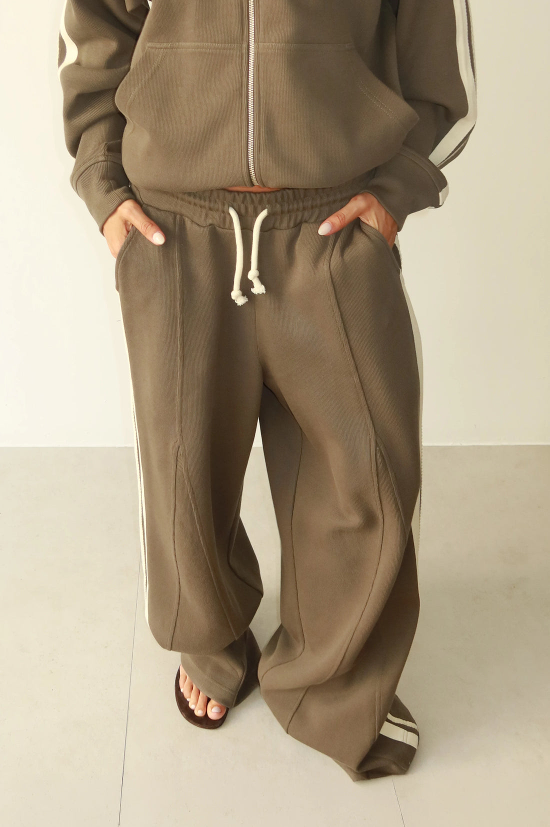 Ying Yang Sweatpants Green