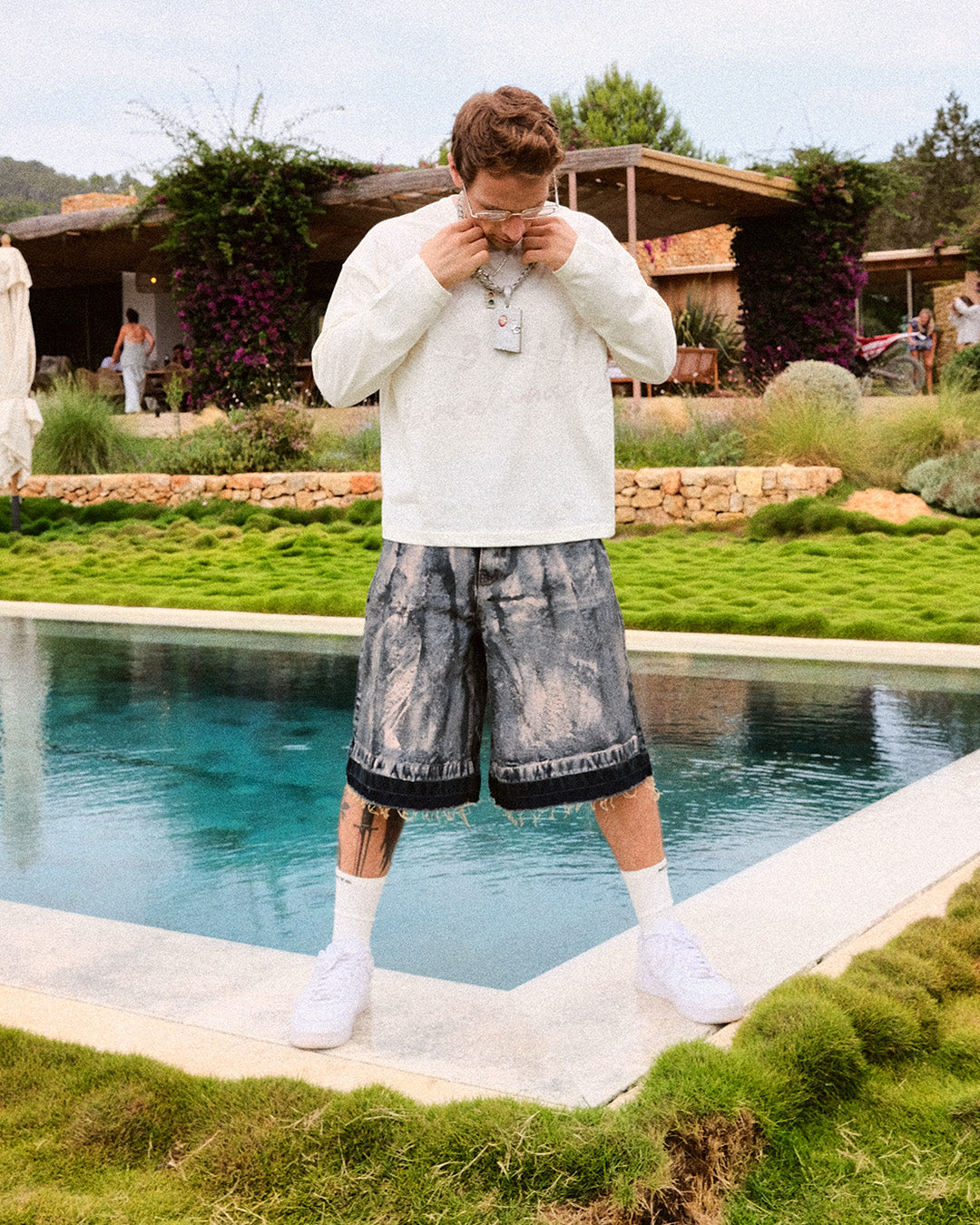 Look_mansion_man_21