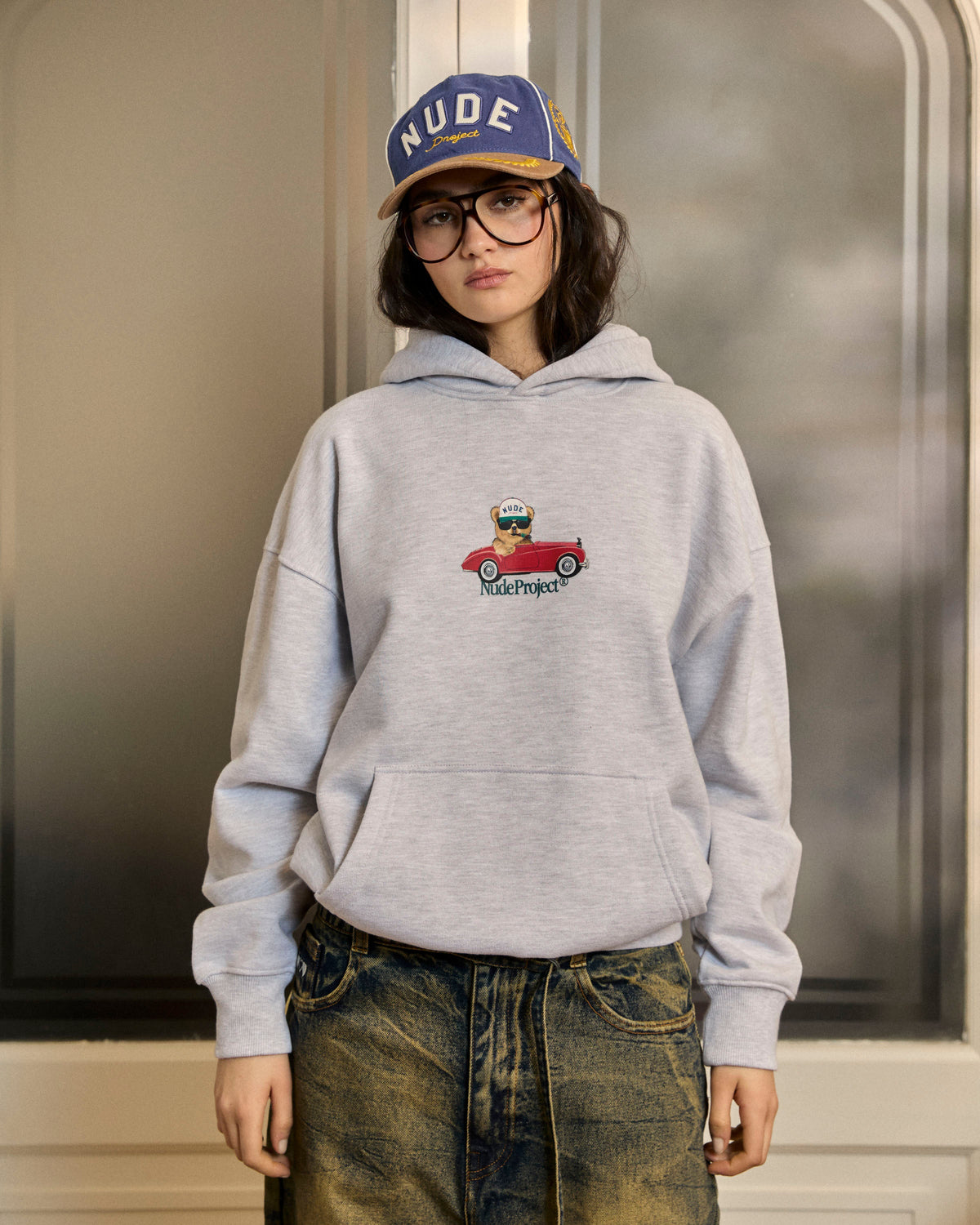 woman [Model is 175cm/5'9" wearing size M]