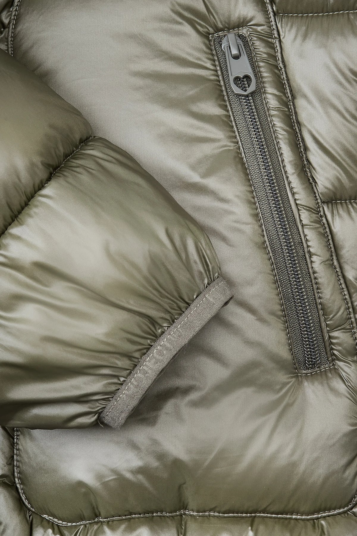 Iconic Puffer Jacket Khaki