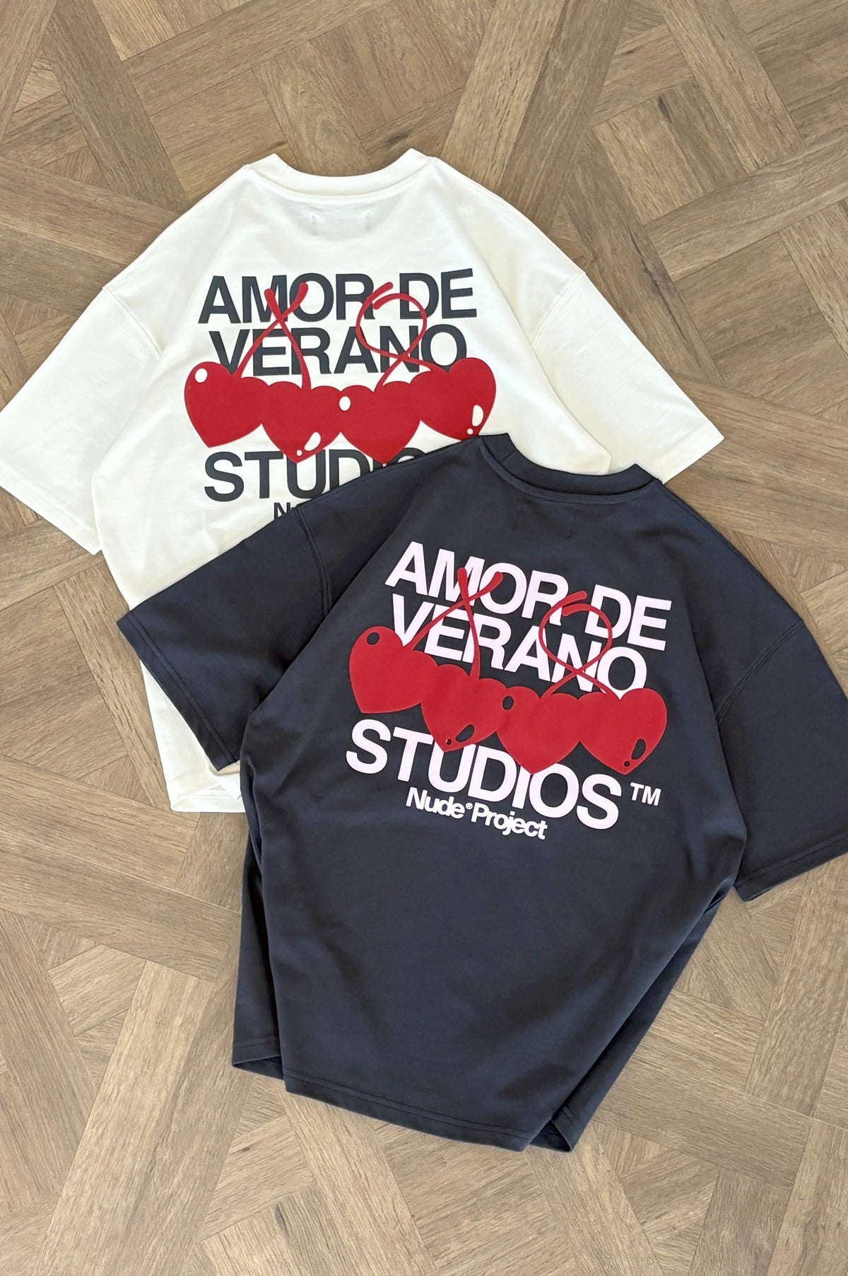 Camiseta Xoxo Gris Oscuro