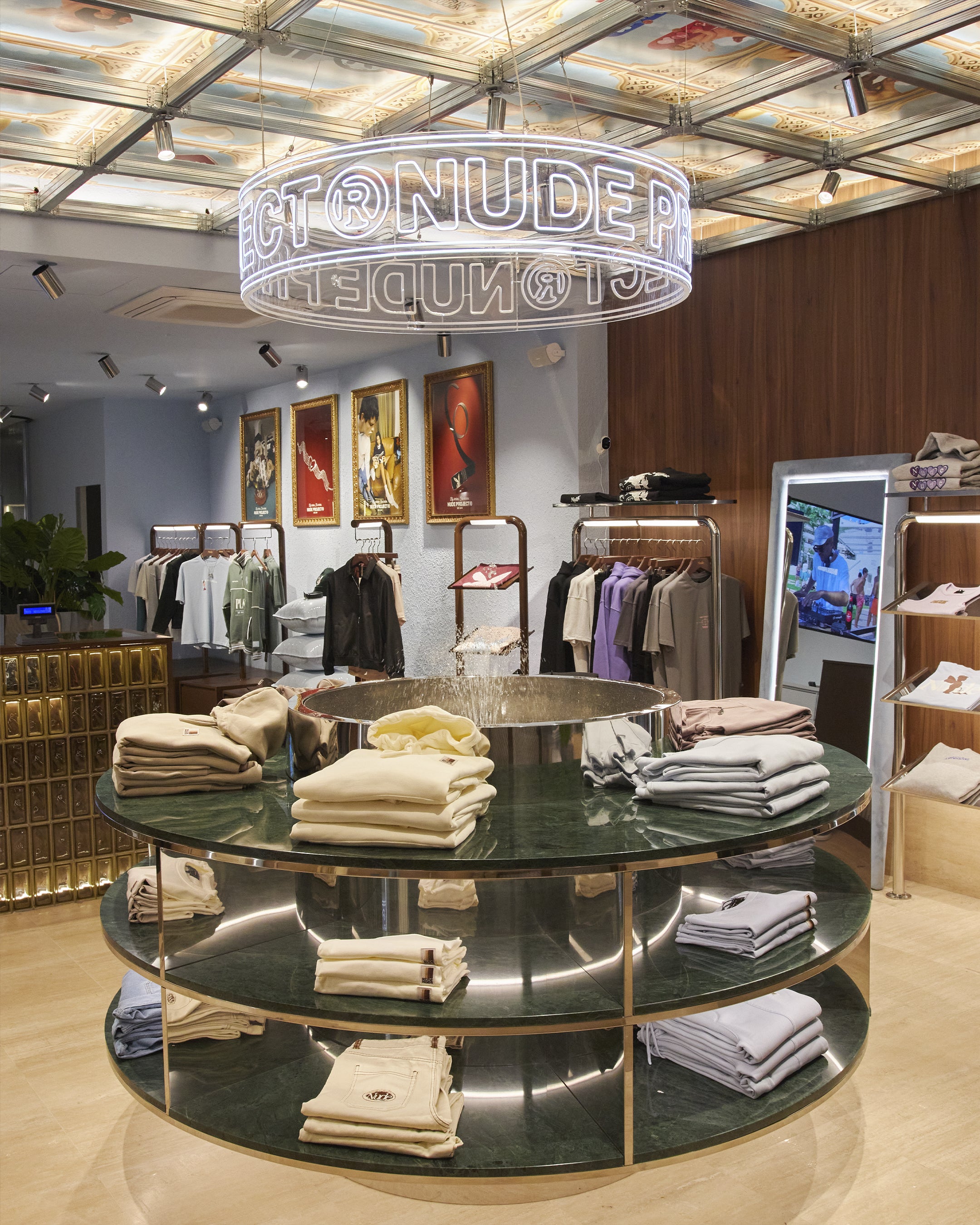 Stores Nude Project stores-nude-project