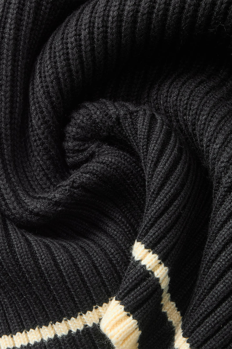 Ying-Yang Quarter-Zip Knit Black