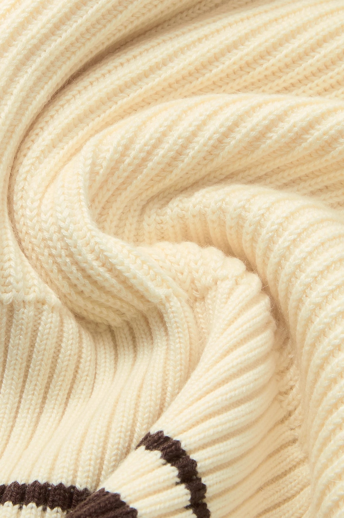 Ying-Yang Quarter-Zip Knit Off-white