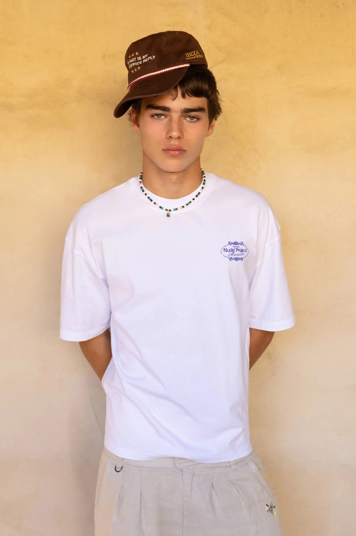 MAN [Model is 181cm / 5'11" wearing size M]