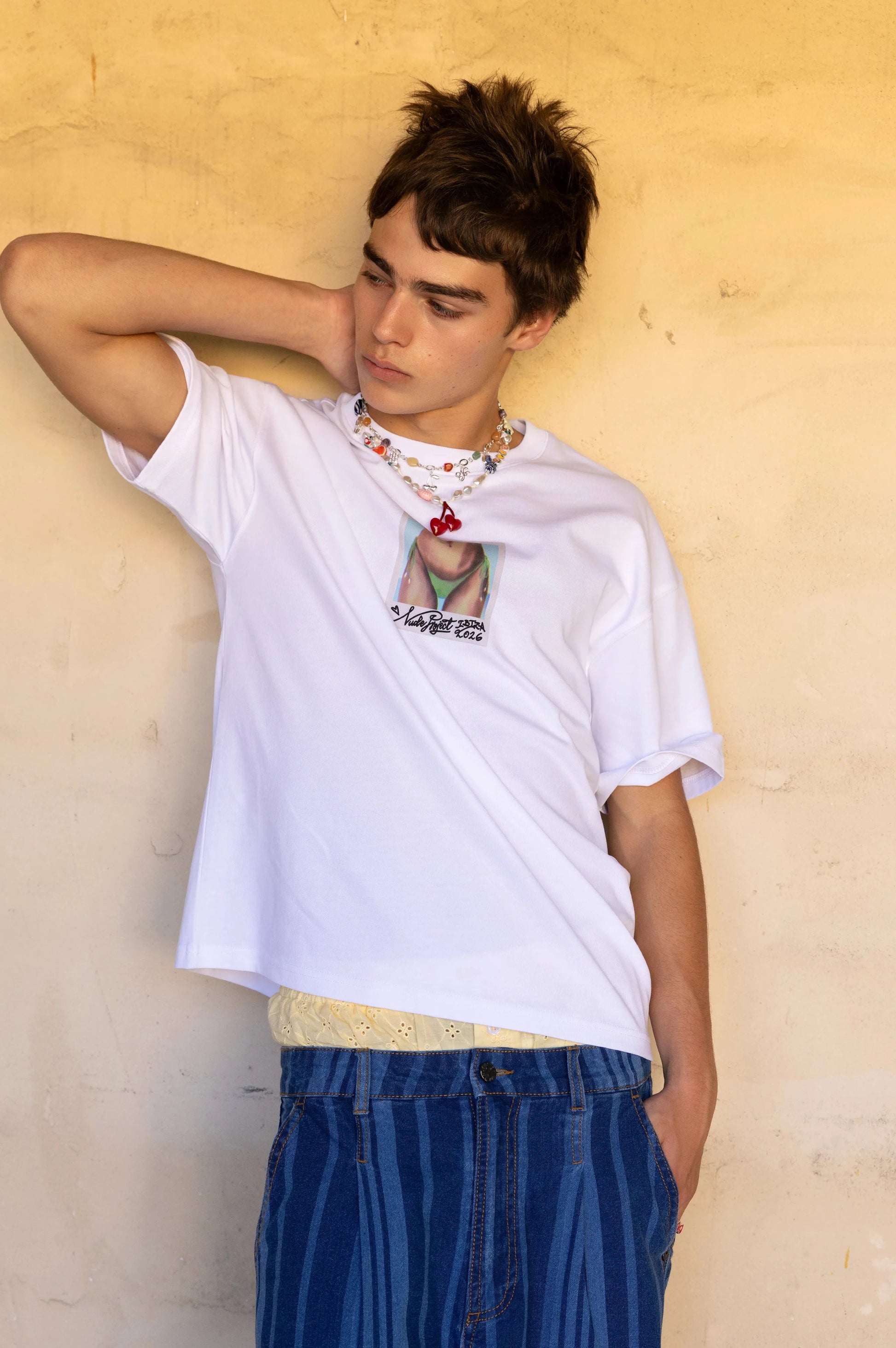 MAN [Model is 181cm / 5'11" wearing size M]