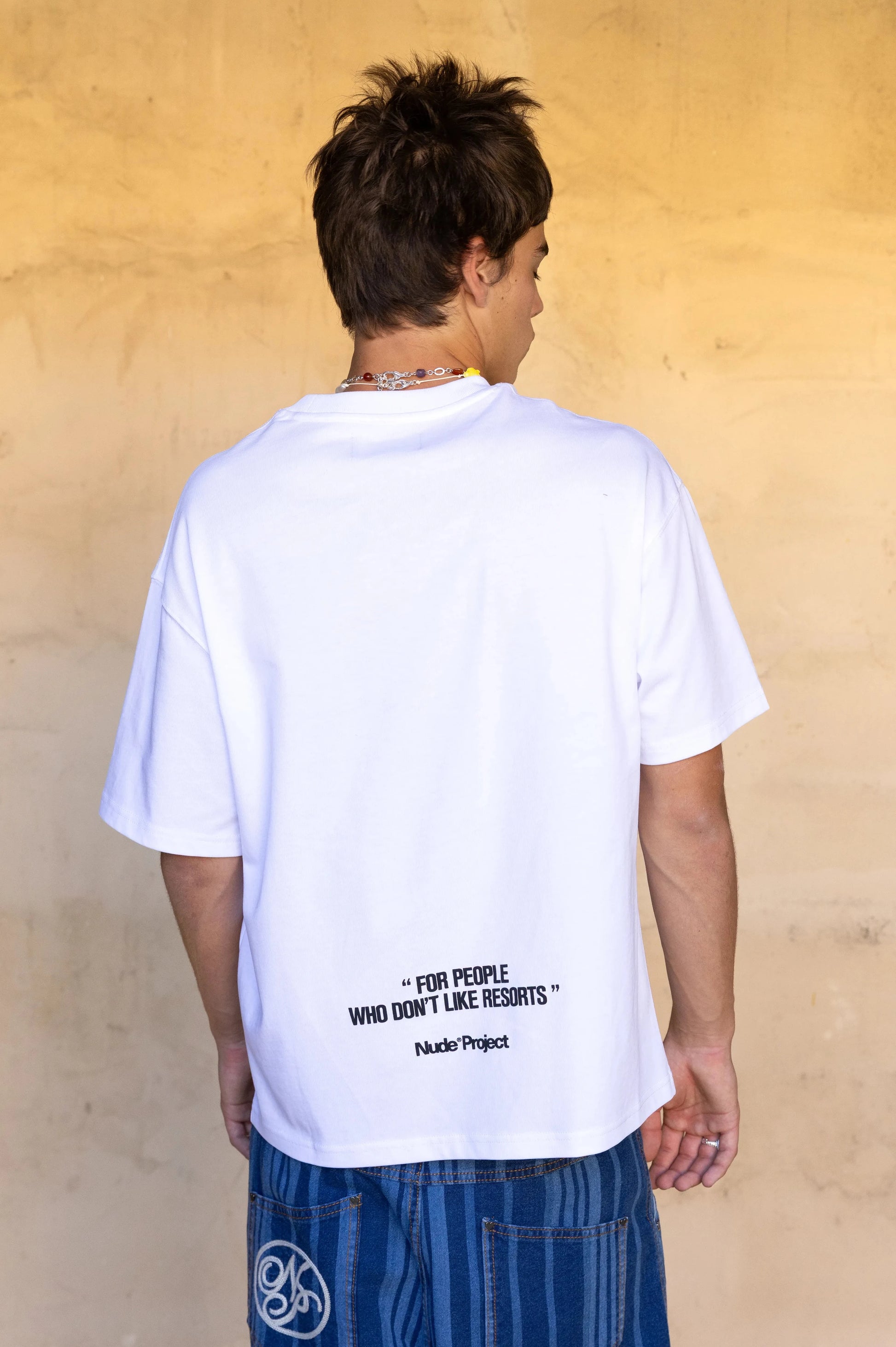 MAN [Model is 181cm / 5'11" wearing size M]