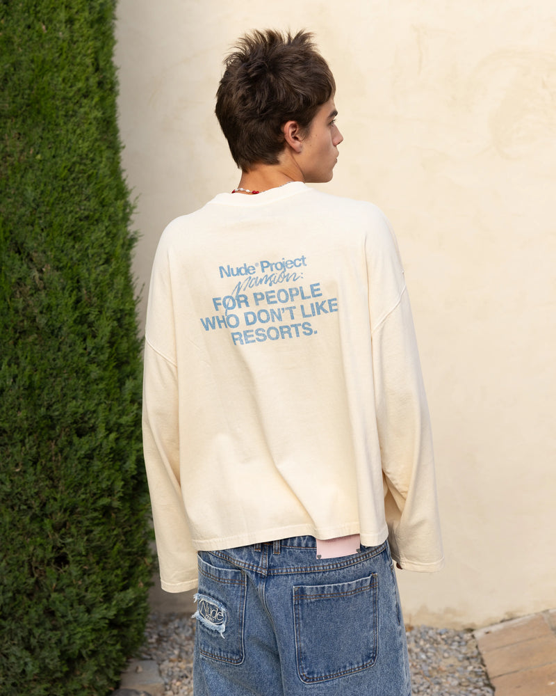 MAN [Model is 181cm / 5'11" wearing size M]
