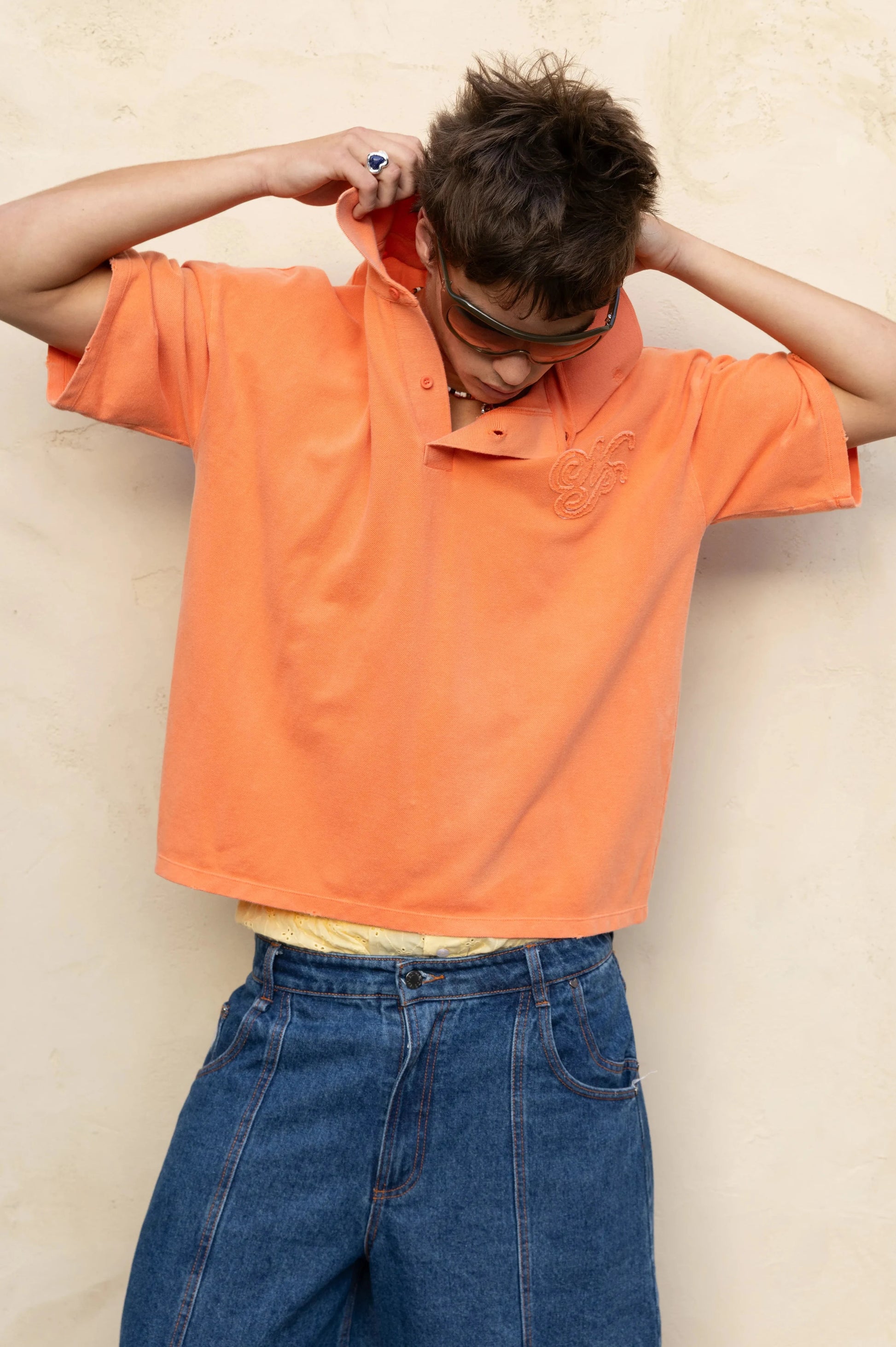 MAN [Model is 181cm / 5'11" wearing size M]