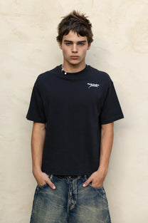 MAN [Model is 181cm / 5'11" wearing size M]
