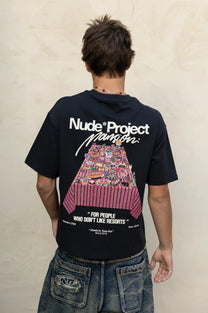 MAN [Model is 181cm / 5'11" wearing size M]