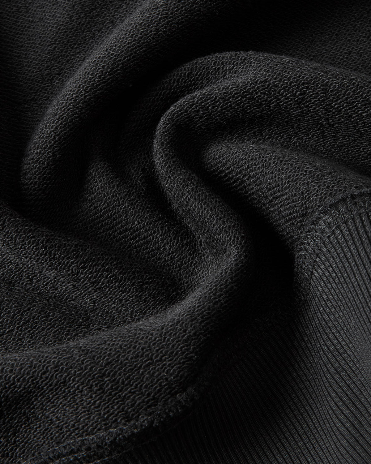 Apple Crew Sweatshirt Black