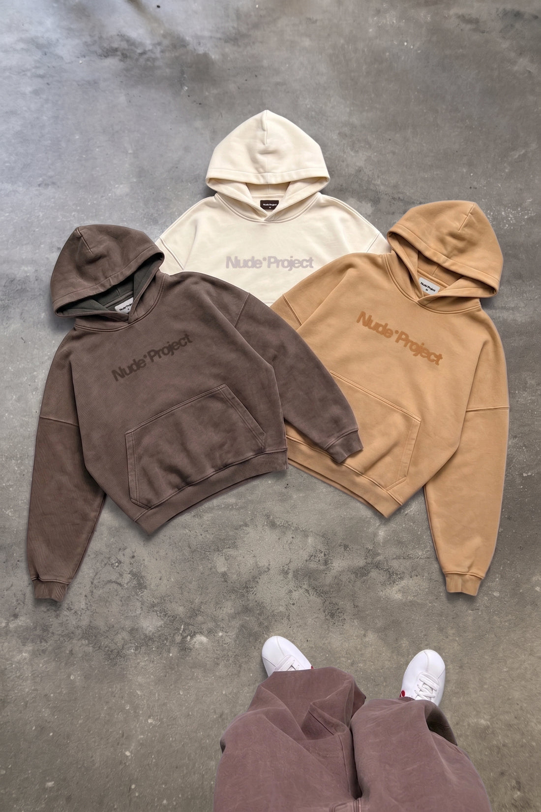 Box Logo Hoodie Ivory
