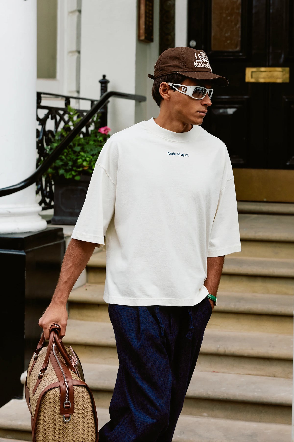 Hotel Tee Ivory