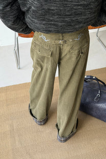 Director Corduroy Pants Green