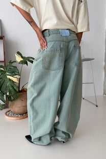 Barrel Jeans Acid Wash