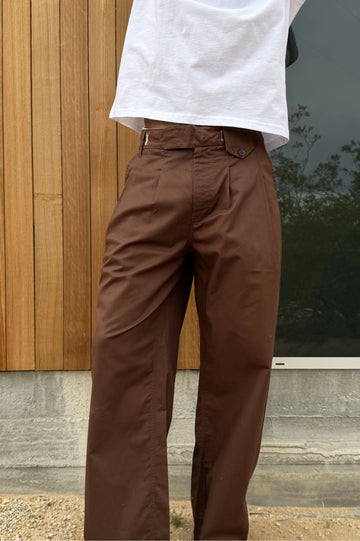 Pleated Chino Pants Brown