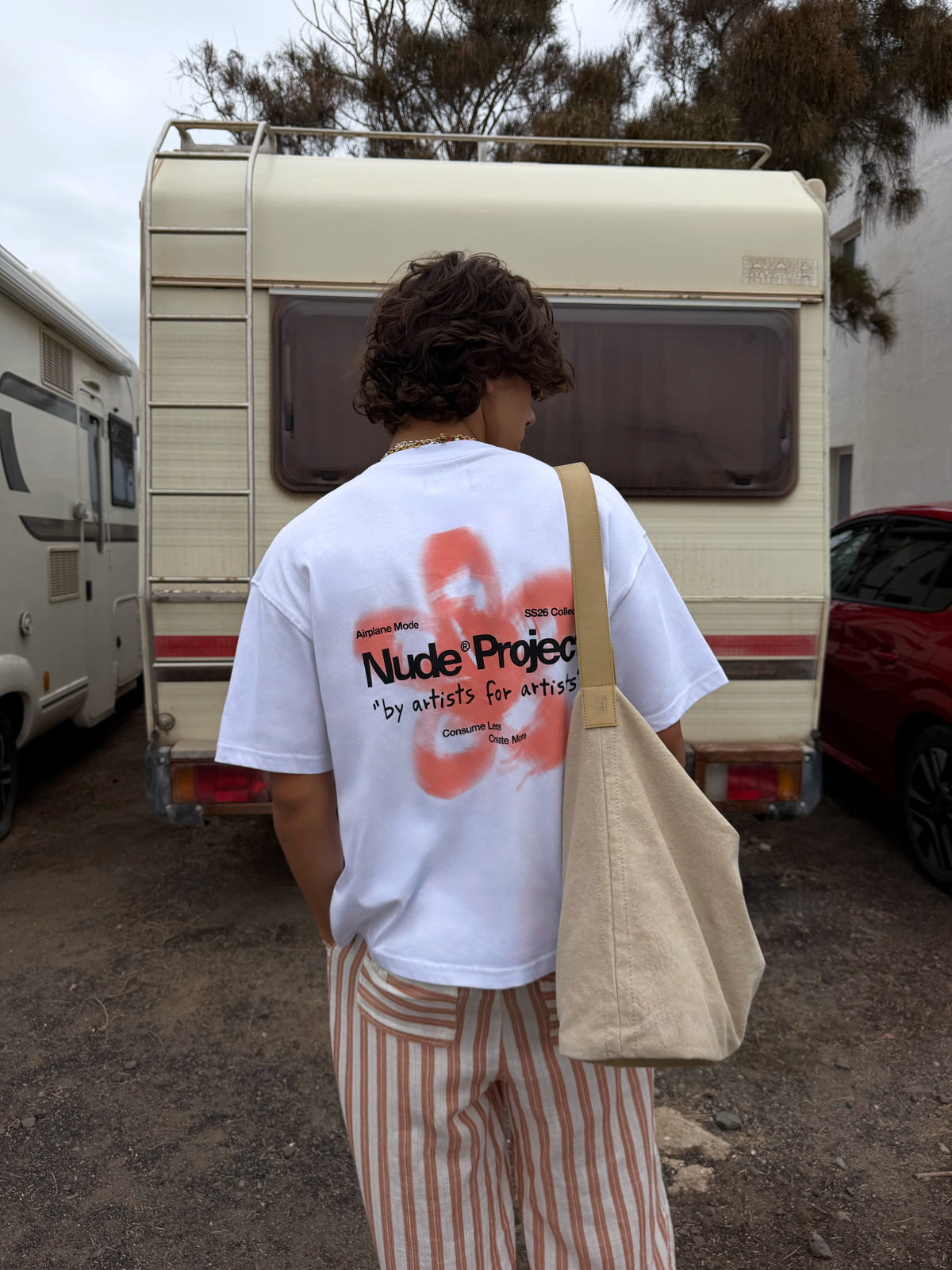 Jave Tee White