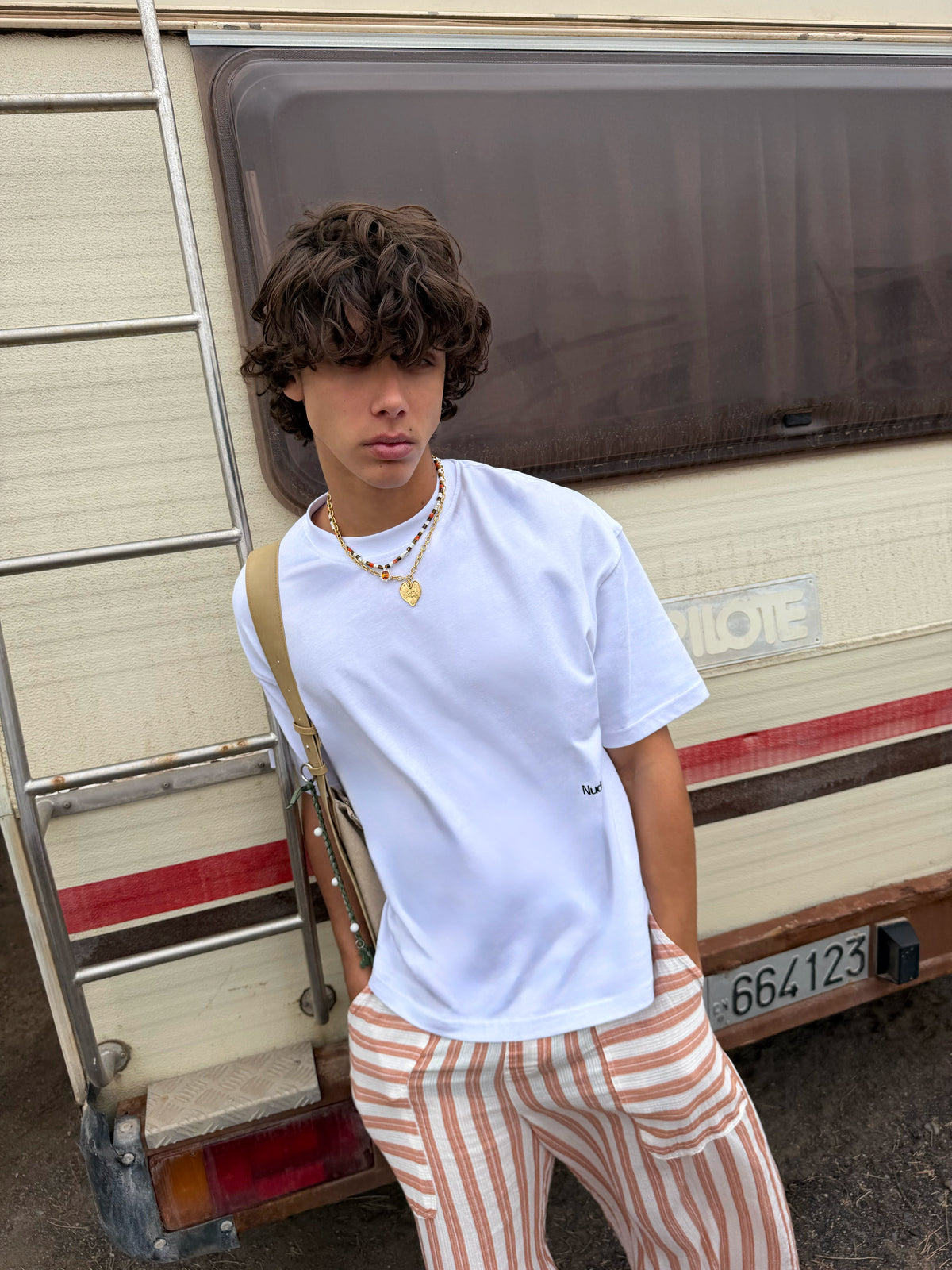 Jave Tee White