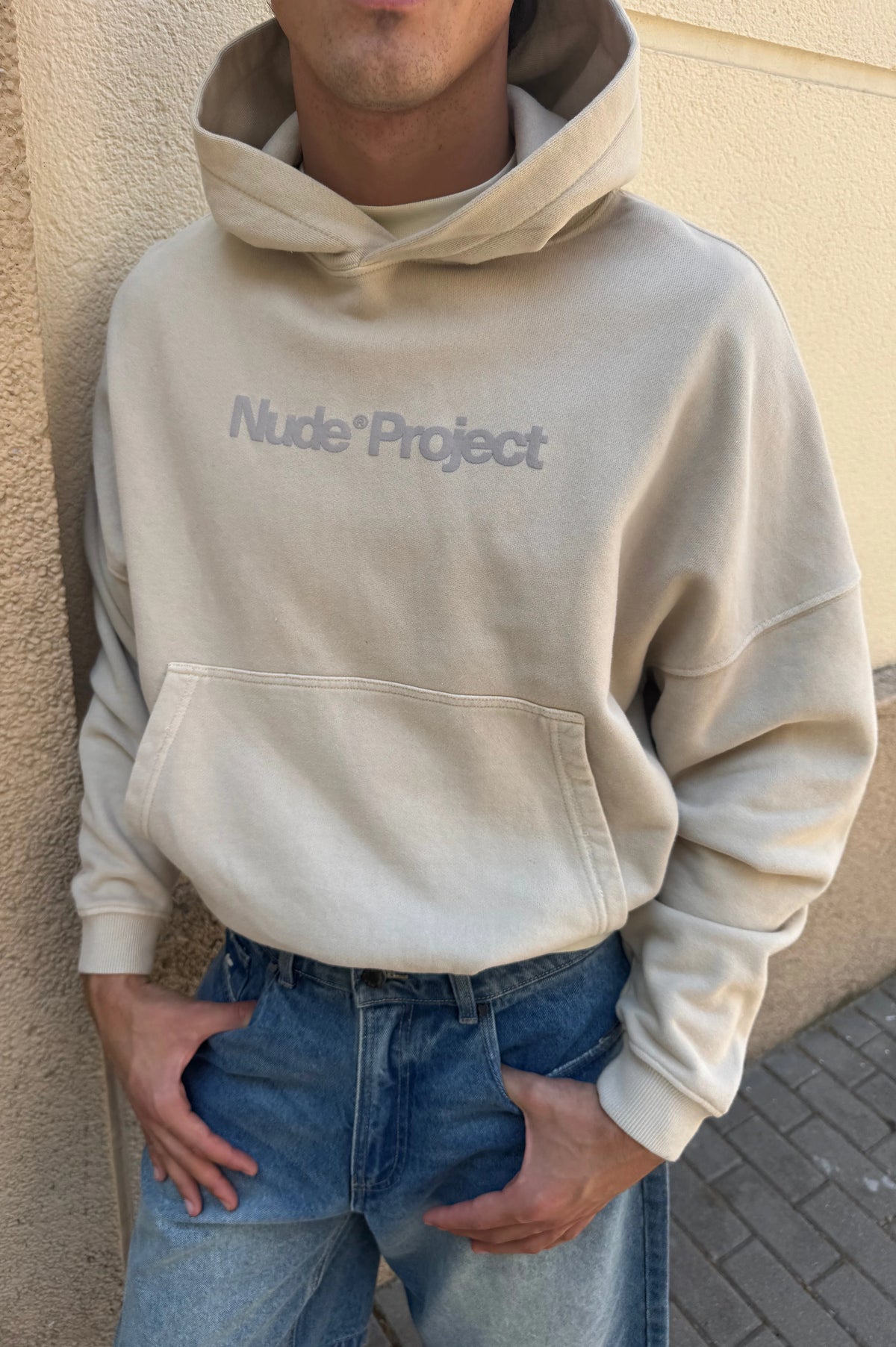 Box Logo Hoodie Ivory