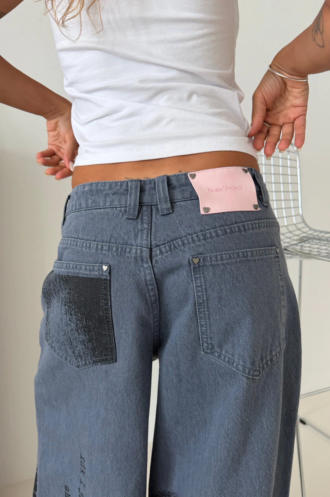 Networking Old Baggy Jeans