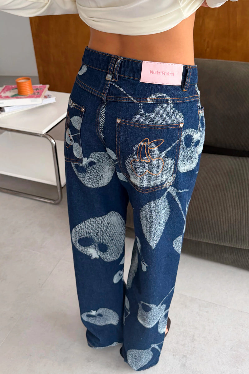 Cherry Old Baggy Woman Jeans