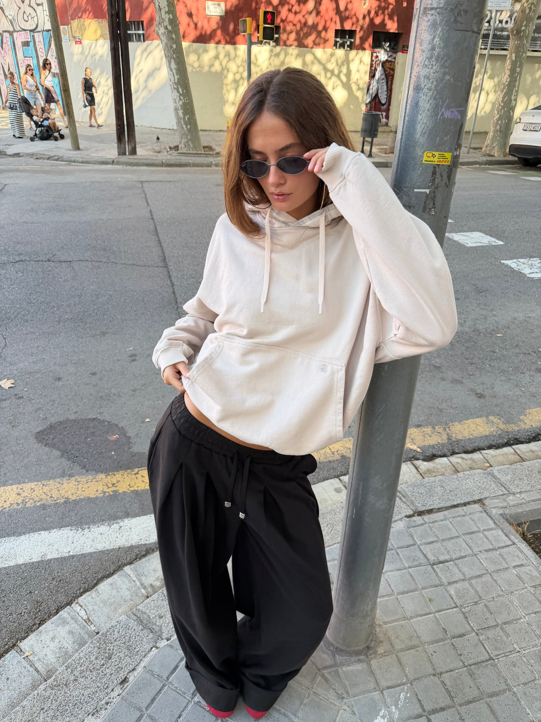 Monster Hoodie Beige