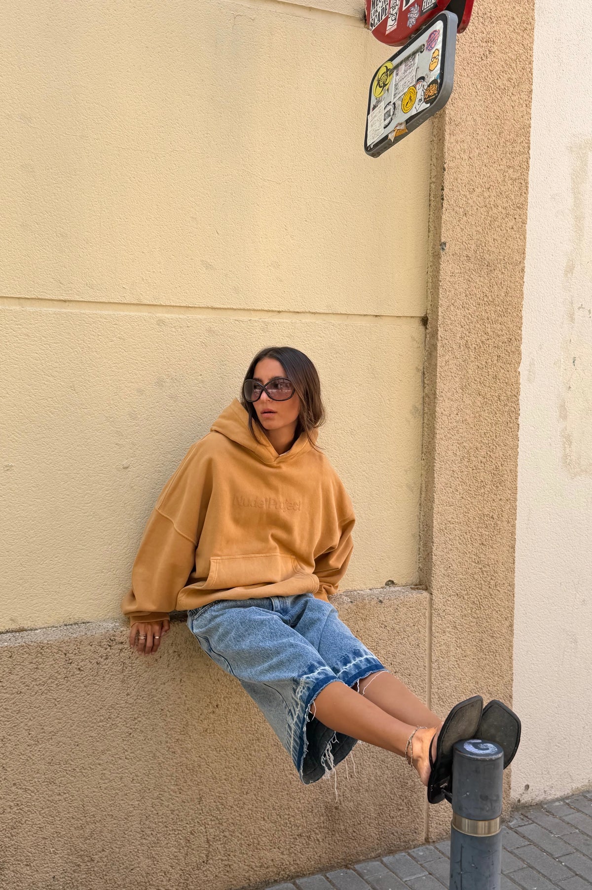 Box Logo Hoodie Beige