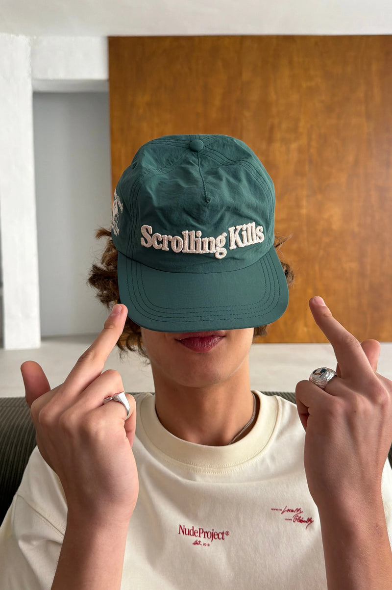 Scrolling Cap