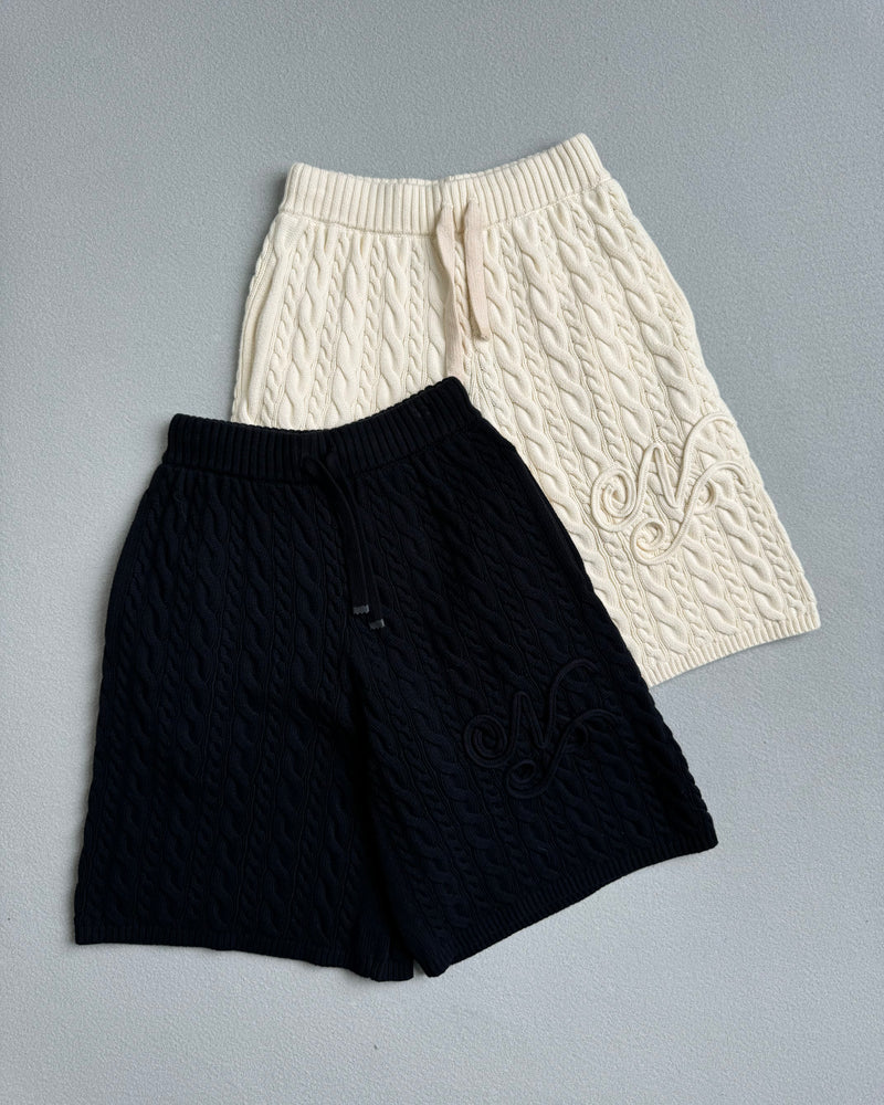 LA NONNA SHORTS BLACK