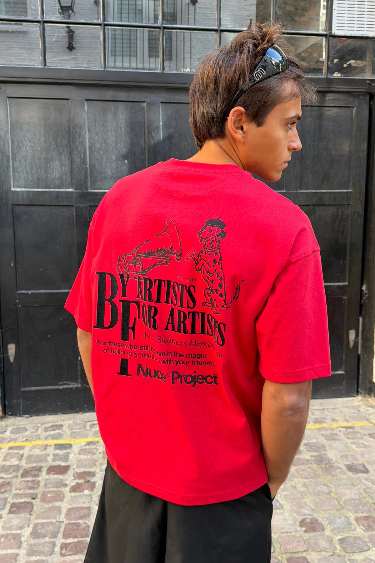Art & Business Tee Red