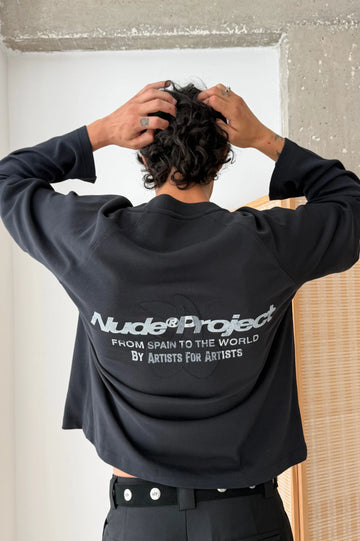 Neo Long-Sleeve Tee