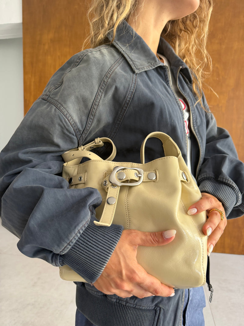 Evia Cross Body Leather Bag