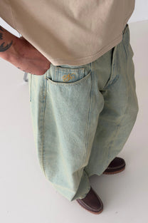 Barrel Jeans Acid Wash