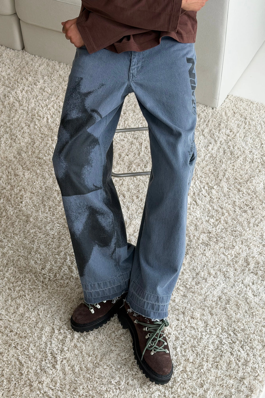 Networking Old Baggy Jeans