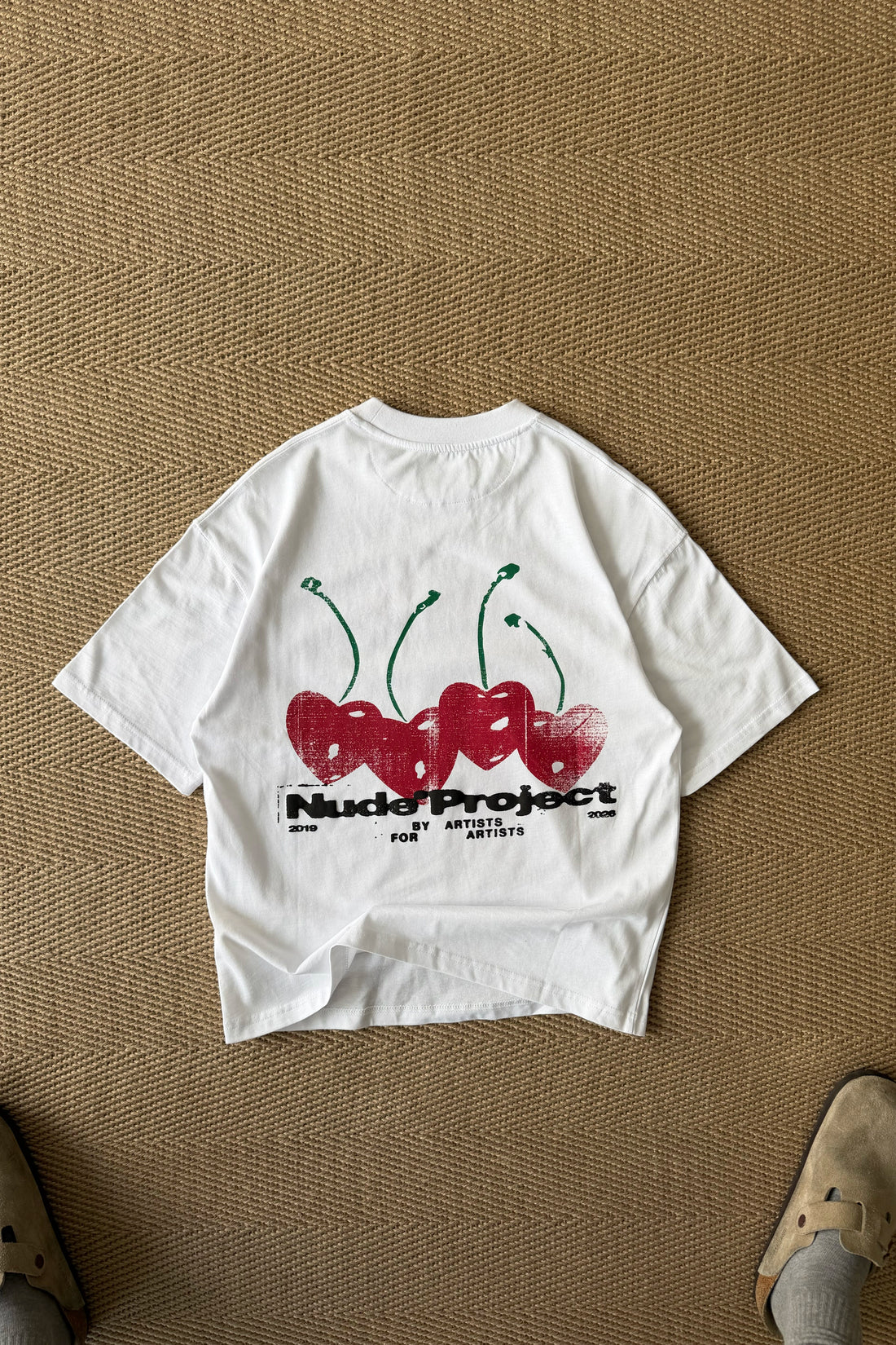 Carmin Tee White