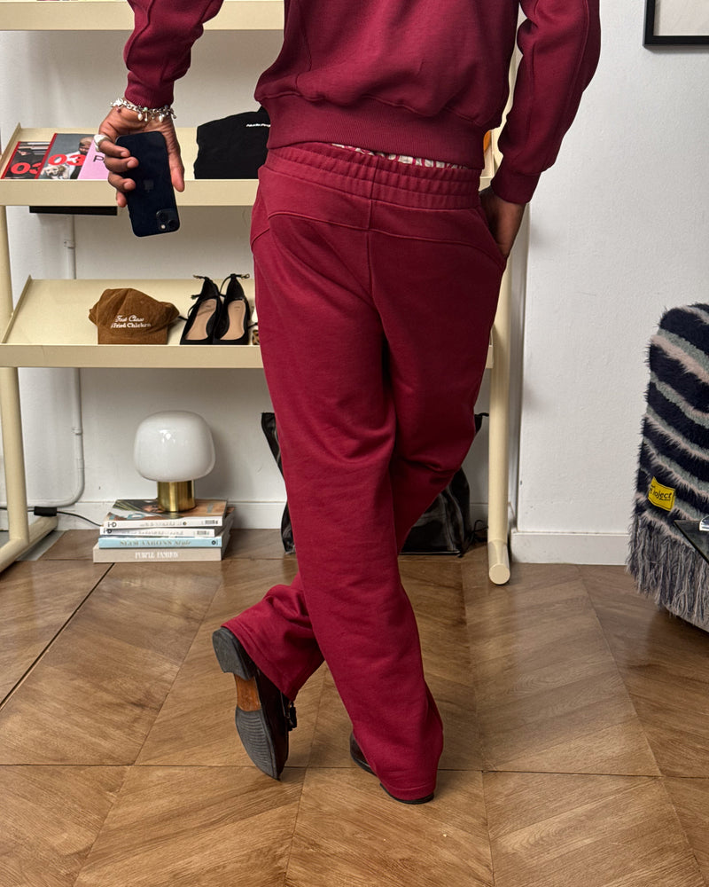 PANTALÓN CHÁNDAL BURGUNDY ESSENTIALS