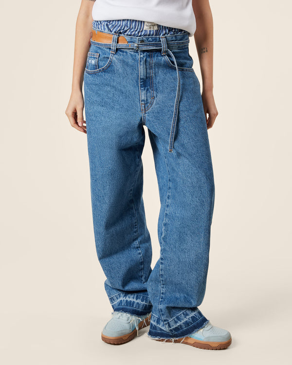 BAGGY OLD JEANS