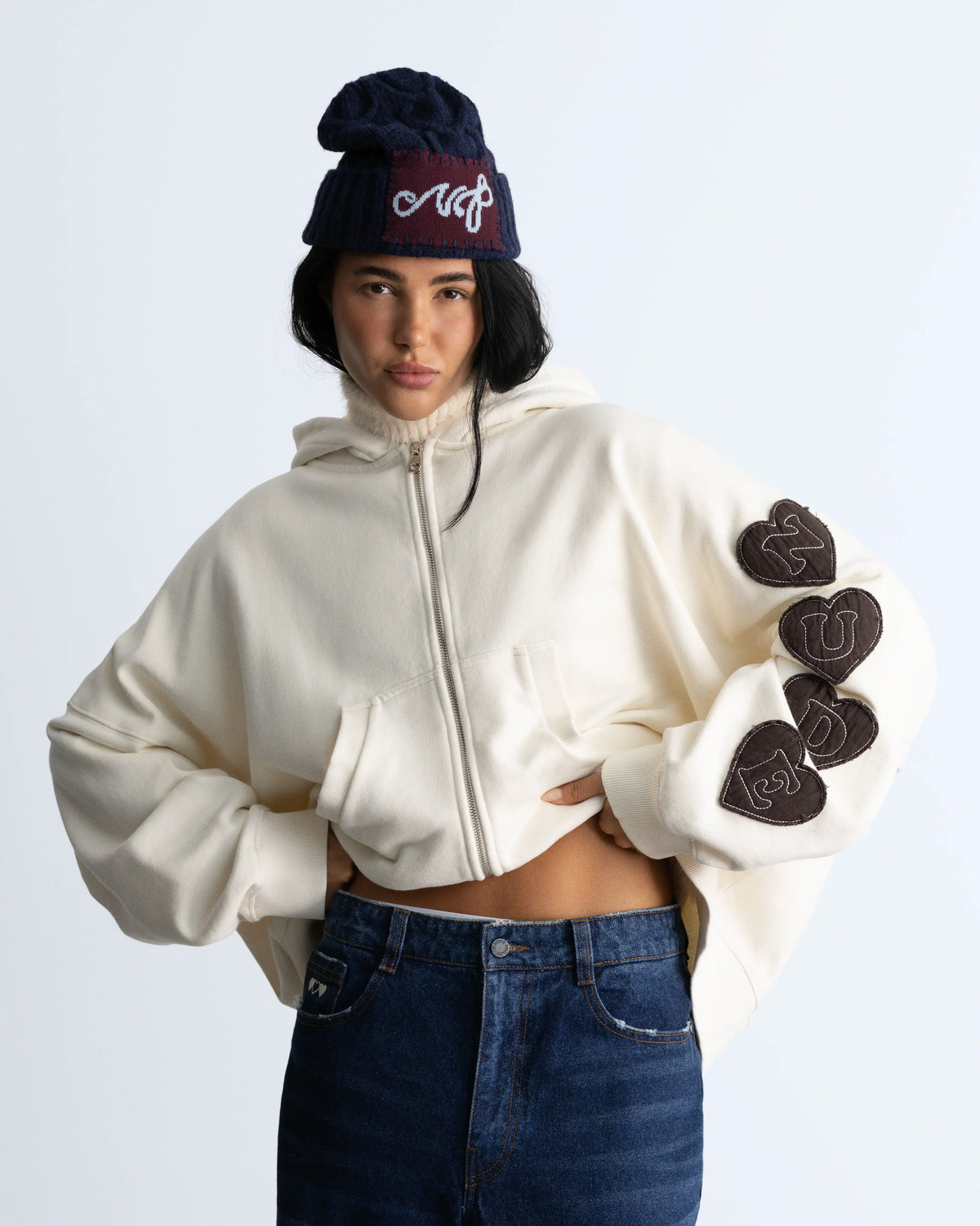 WOMAN [Model is 1.71 m / 5’7” wearing size M]