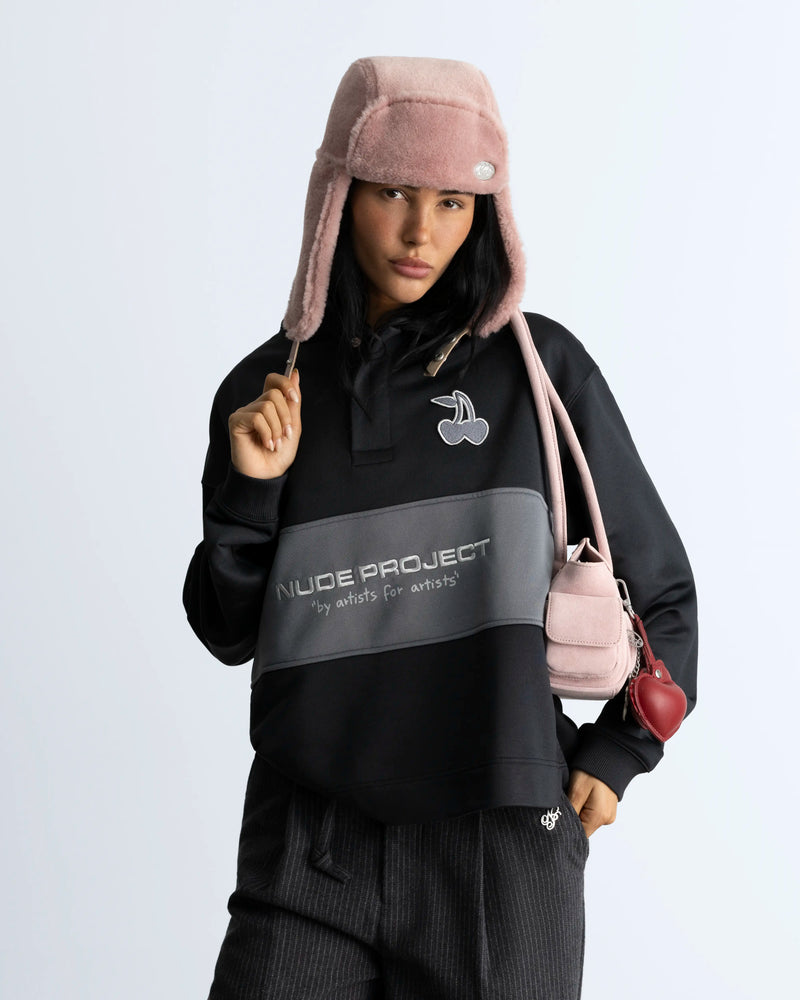 WOMAN [Model is 1.71 m / 5’7” wearing size M]