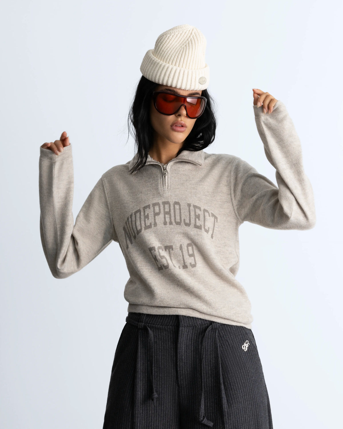 WOMAN [Model is 1.71 m / 5’7” wearing size M]