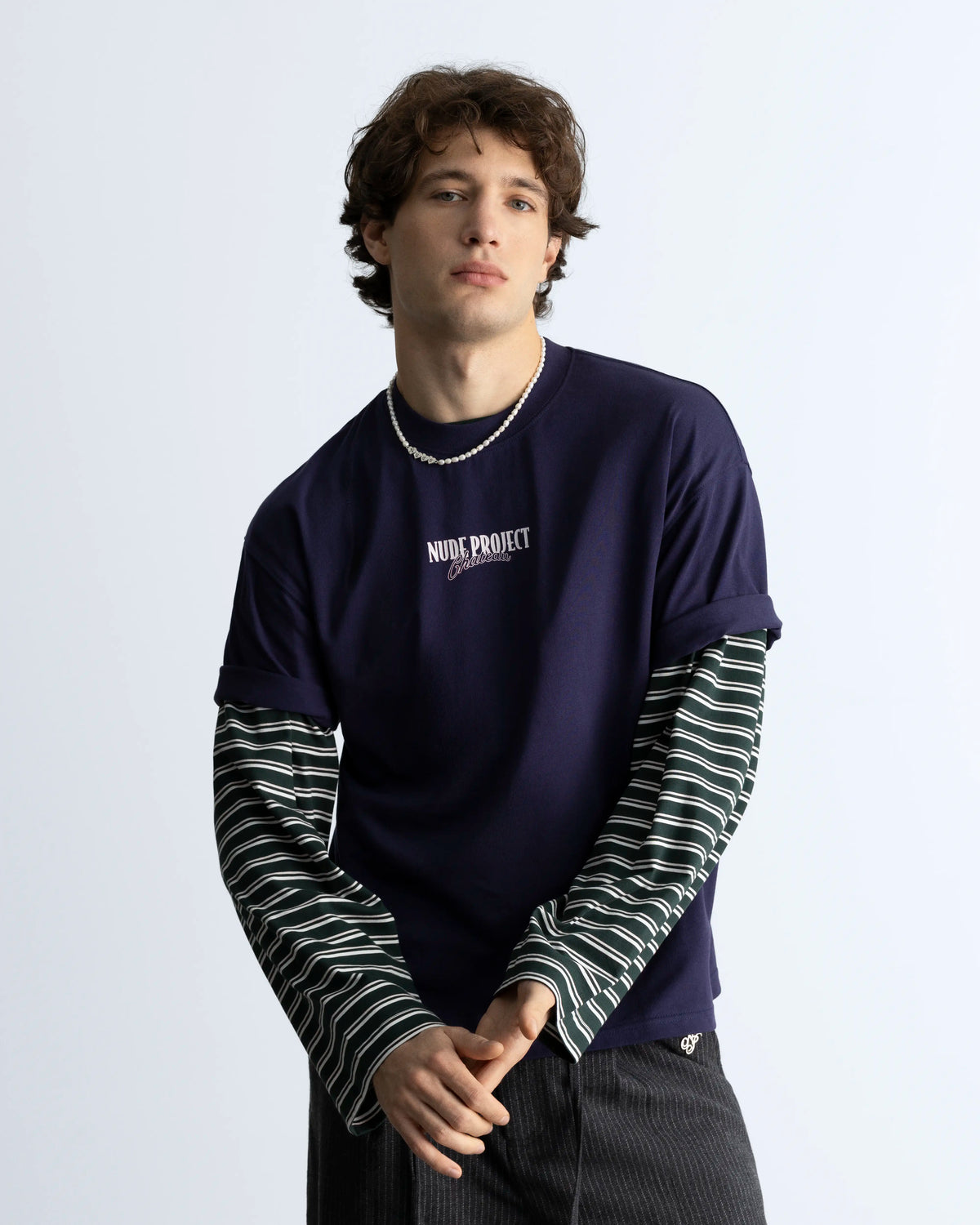 MAN [Model is 1.83 m / 6’0” wearing size M]