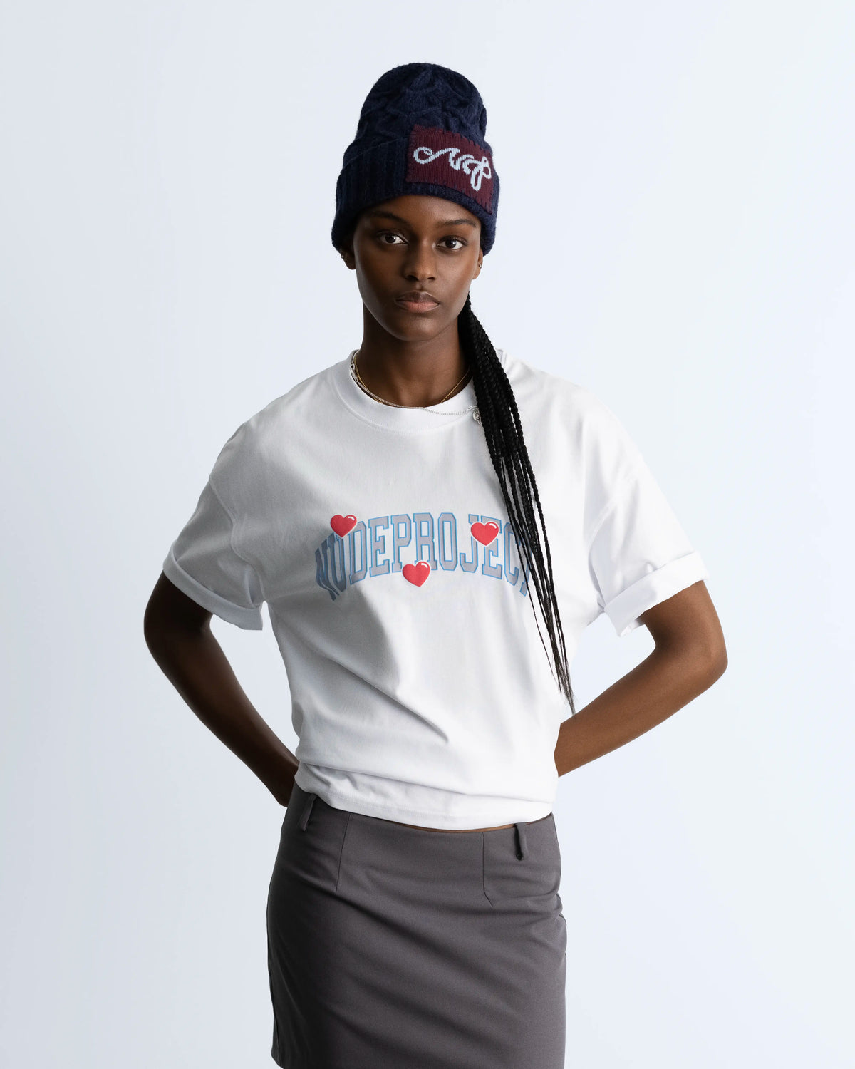 WOMAN [Model is 1.78 m / 5’10” wearing size M]