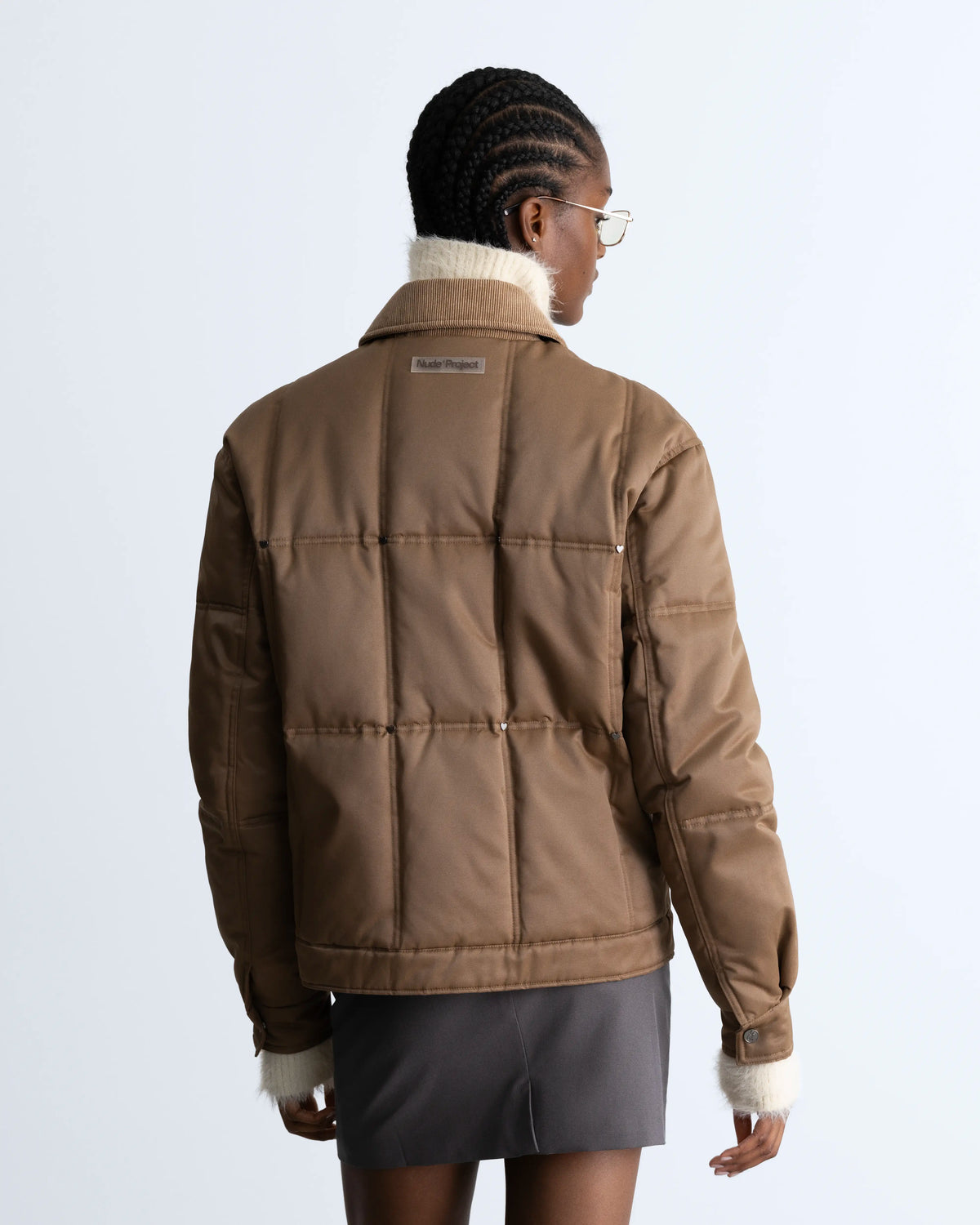 WOMAN [Model is 1.78 m / 5’10” wearing size M]